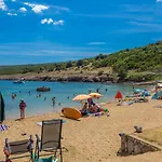 House Alyssa With Pool On Krk Island, Holiday home Vrbnik (Primorje-Gorski Kotar)