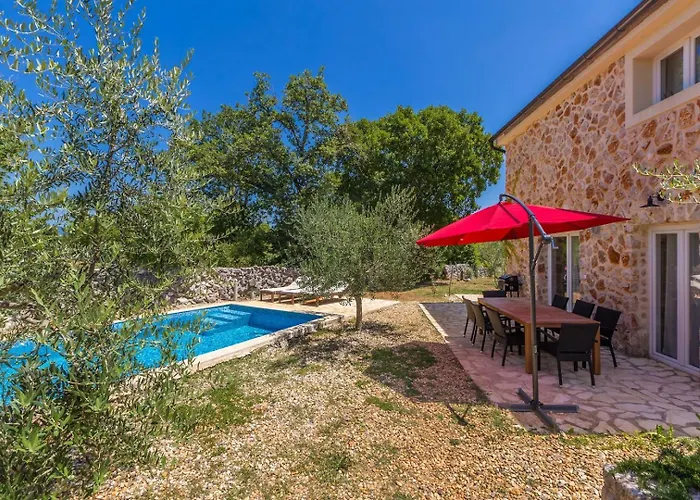 House Alyssa With Pool On Krk Island, 3km From *