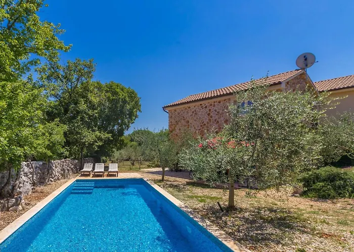 House Alyssa With Pool On Krk Island, *